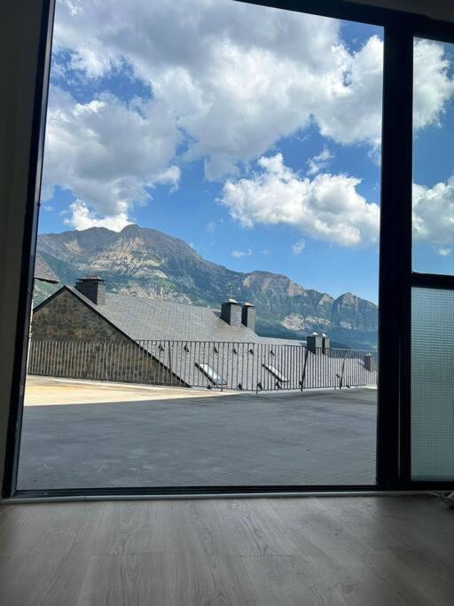 Apartamento Casa Blanca Tramacastilla de Tena Exterior foto