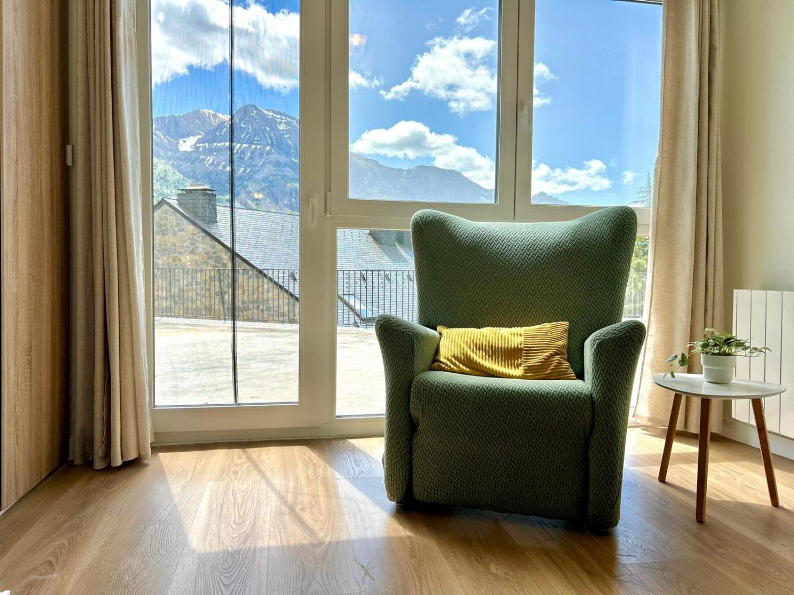 Apartamento Casa Blanca Tramacastilla de Tena Exterior foto